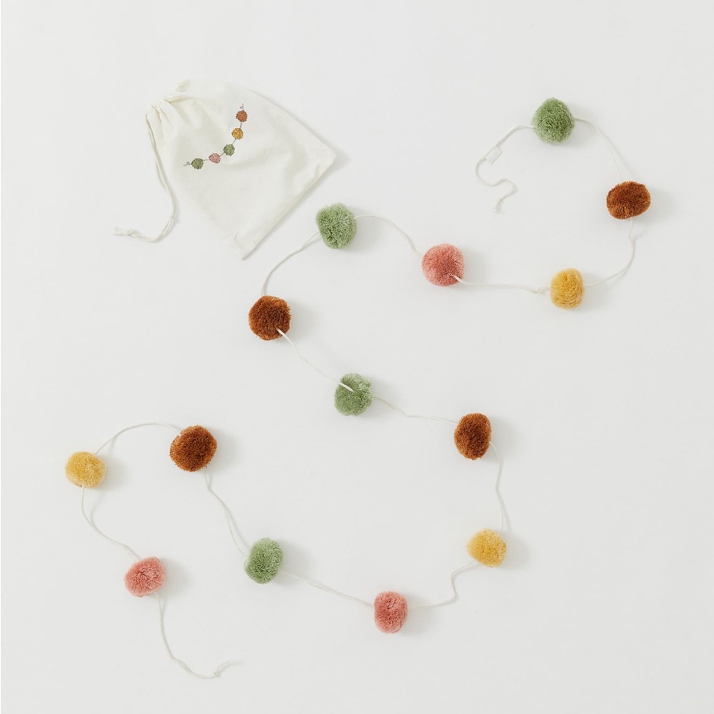 Pompom Garland from H&M